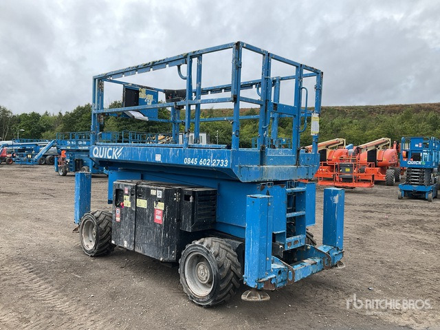 2016 Genie GS3369RT 4x4 Diesel Scissor Lift - Plataforma de tijeras: foto 3 2016 Genie GS3369RT 4x4 Diesel Scissor Lift - Plataforma de tijeras: foto 3