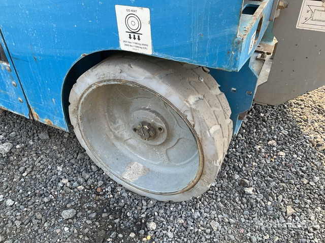 Plataforma de tijeras 2017 Genie GS-4047 Electric Scissor Lift: foto 6 Plataforma de tijeras 2017 Genie GS-4047 Electric Scissor Lift: foto 6