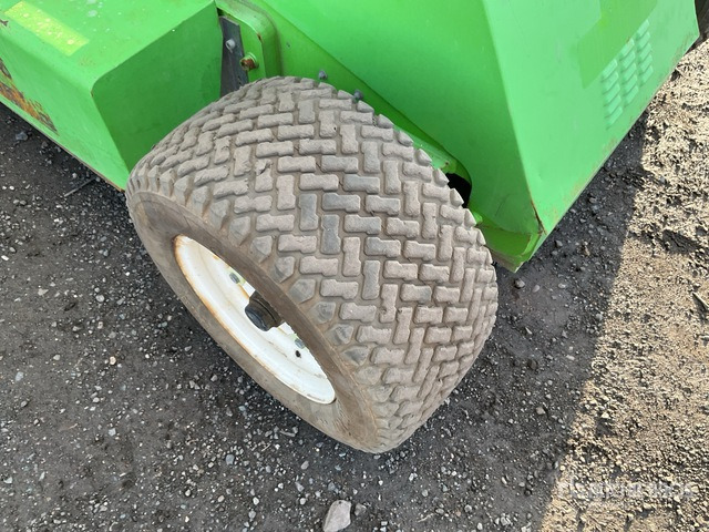 2017 Nifty-Lift HR12NDE 2WD Diesel Articulating Boom Lift - Plataforma articulada: foto 5 2017 Nifty-Lift HR12NDE 2WD Diesel Articulating Boom Lift - Plataforma articulada: foto 5