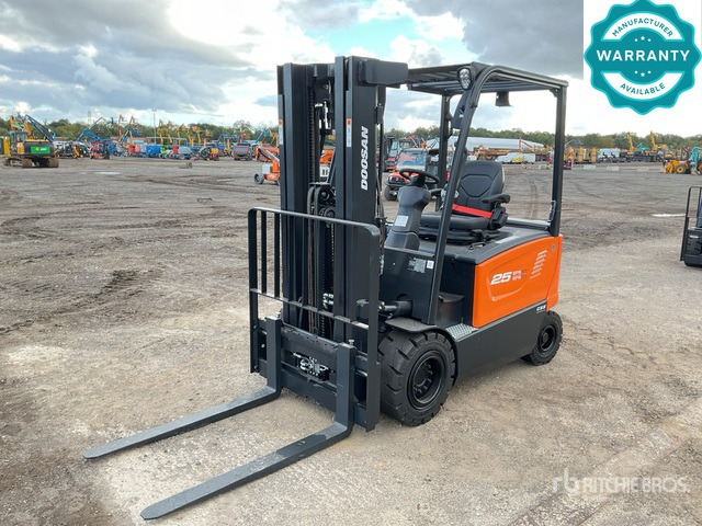2023 Doosan B25X-7 PLUS 2023 Doosan B25X-7 PLUS 2500 kg Electric Forklift - (Unused) Electric Forklift - Carretilla elevadora eléctrica: foto 1 2023 Doosan B25X-7 PLUS 2023 Doosan B25X-7 PLUS 2500 kg Electric Forklift - (Unused) Electric Forklift - Carretilla elevadora eléctrica: foto 1