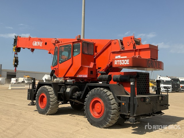 1999 Grove RT530E 30 ton 4x4x4 Rough Terrain Crane - Grúa para terrenos difíciles: foto 4 1999 Grove RT530E 30 ton 4x4x4 Rough Terrain Crane - Grúa para terrenos difíciles: foto 4