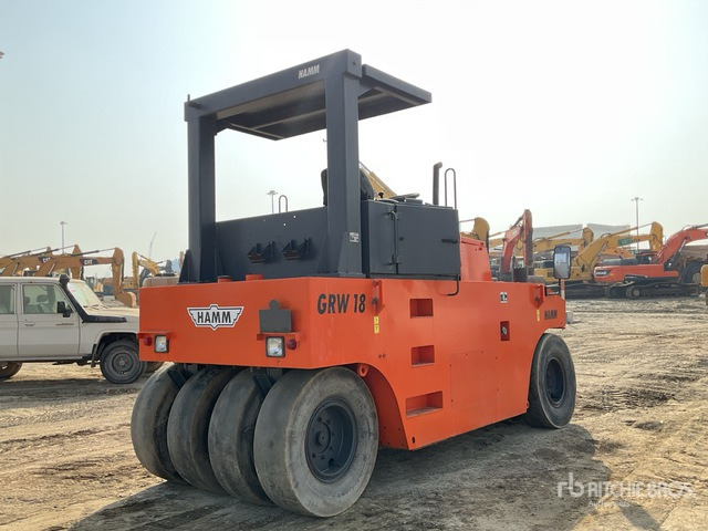 2003 Hamm GRW18 8 Wheel Pneumatic Roller - Rodillo de neumáticos: foto 3 2003 Hamm GRW18 8 Wheel Pneumatic Roller - Rodillo de neumáticos: foto 3