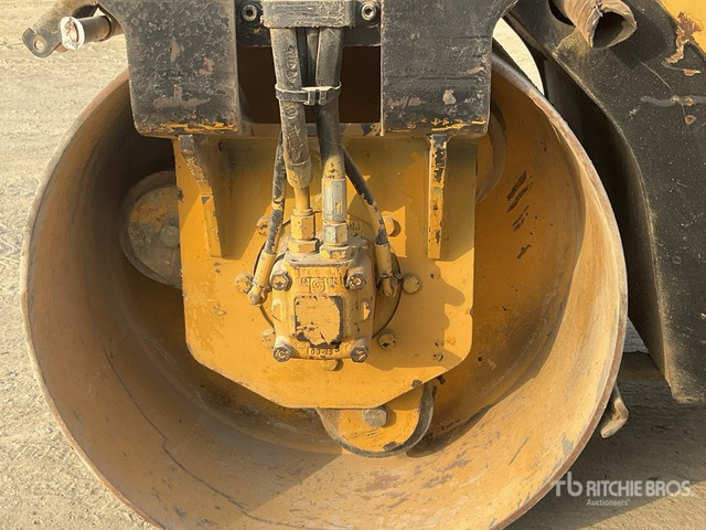 2006 Cat CB114 - Rodillo: foto 5 2006 Cat CB114 - Rodillo: foto 5