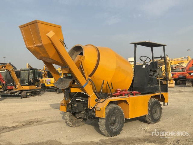 2010 Silla 3500 4x4 Self-Loading All Terrain Mixer - Camión hormigonera: foto 2 2010 Silla 3500 4x4 Self-Loading All Terrain Mixer - Camión hormigonera: foto 2