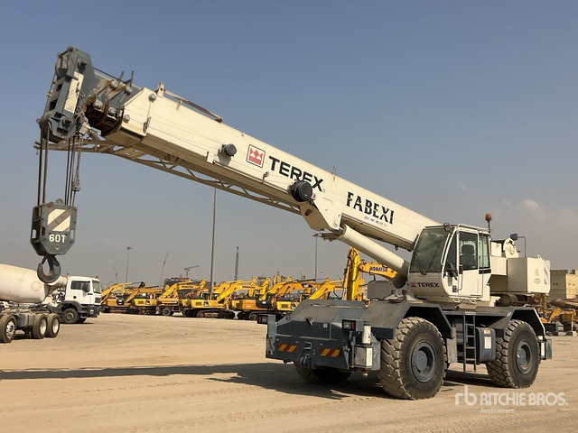 2011 Terex A600-1 60 ton 4x4x4 Rough Terrain Crane - Grúa para terrenos difíciles: foto 1 2011 Terex A600-1 60 ton 4x4x4 Rough Terrain Crane - Grúa para terrenos difíciles: foto 1