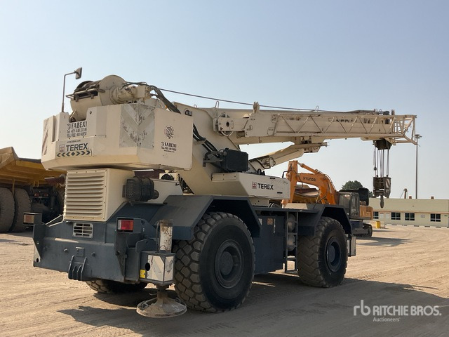 2011 Terex A600-1 60 ton 4x4x4 Rough Terrain Crane - Grúa para terrenos difíciles: foto 5 2011 Terex A600-1 60 ton 4x4x4 Rough Terrain Crane - Grúa para terrenos difíciles: foto 5