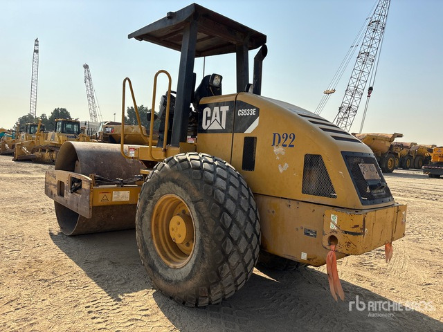 2015 Cat CS-533E Smooth Drum Compactor - Compactador: foto 2 2015 Cat CS-533E Smooth Drum Compactor - Compactador: foto 2