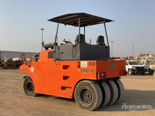 2015 Hamm GRW18 8 Wheel Pneumatic Roller - Rodillo de neumáticos: foto 4 2015 Hamm GRW18 8 Wheel Pneumatic Roller - Rodillo de neumáticos: foto 4