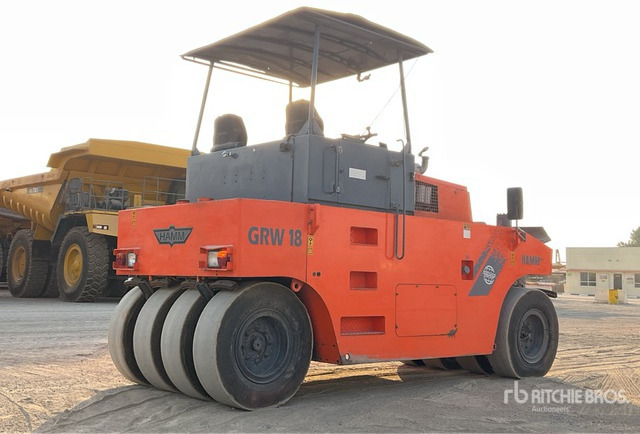 2015 Hamm GRW18 8 Wheel Pneumatic Roller - Rodillo de neumáticos: foto 3 2015 Hamm GRW18 8 Wheel Pneumatic Roller - Rodillo de neumáticos: foto 3