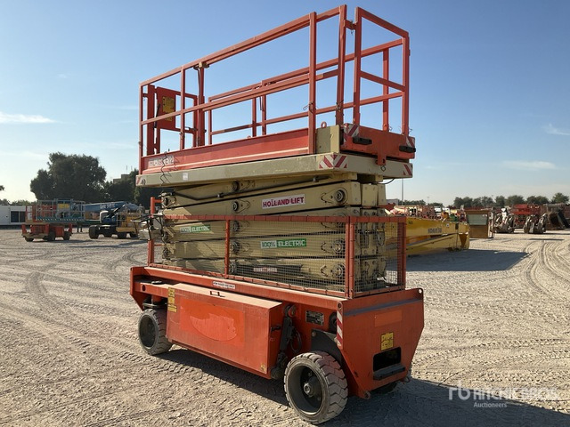 2017 Holland Lift 190E12 4x4 Electric Scissor Lift - Plataforma de tijeras: foto 2 2017 Holland Lift 190E12 4x4 Electric Scissor Lift - Plataforma de tijeras: foto 2
