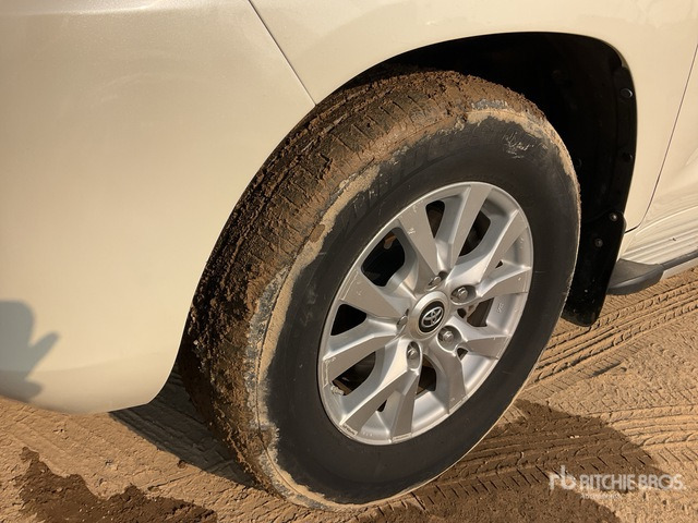 2019 Toyota Land Cruiser GXR- 200L 4x4 SUV - SUV/ Todoterreno: foto 5 2019 Toyota Land Cruiser GXR- 200L 4x4 SUV - SUV/ Todoterreno: foto 5