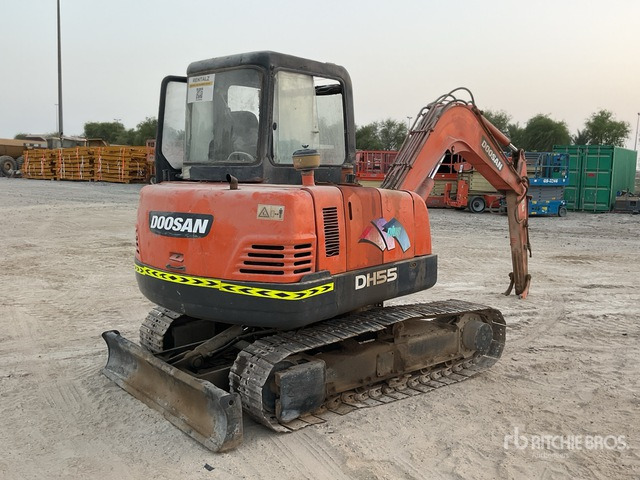 Doosan DH55 - Miniexcavadora: foto 3 Doosan DH55 - Miniexcavadora: foto 3