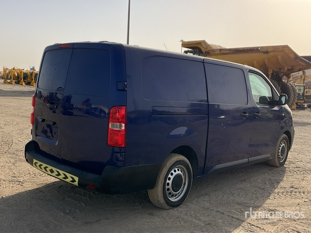 2019 Peugeot Expert Minivan - Furgoneta: foto 4 2019 Peugeot Expert Minivan - Furgoneta: foto 4