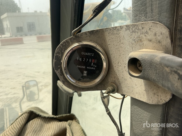 Kato KR-25 Rough Terrain Crane - Grúa para terrenos difíciles: foto 1 Kato KR-25 Rough Terrain Crane - Grúa para terrenos difíciles: foto 1