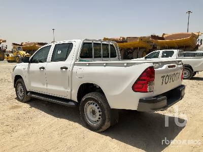 TOYOTA HILUX Crew Cab - Pick-up: foto 2 TOYOTA HILUX Crew Cab - Pick-up: foto 2