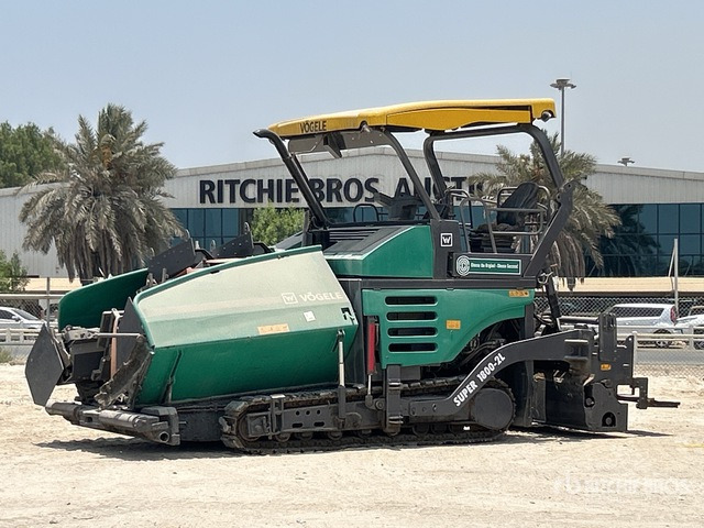 Vogele SUPER 1800-2L - Pavimentadora de asfalto: foto 2 Vogele SUPER 1800-2L - Pavimentadora de asfalto: foto 2