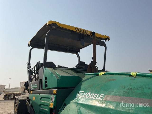 Vogele SUPER 1800-2L - Pavimentadora de asfalto: foto 5 Vogele SUPER 1800-2L - Pavimentadora de asfalto: foto 5