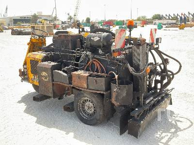 WEIRO SKM T600 Ride On Asphalt Distributor Vehicle - Distribuidor de asfalto: foto 3 WEIRO SKM T600 Ride On Asphalt Distributor Vehicle - Distribuidor de asfalto: foto 3