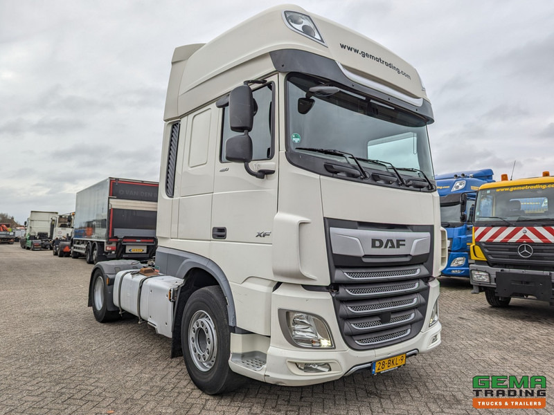 DAF XF 480 FT 4x2 Superspacecab Euro6 - PTO Prep - Dubbele Tanks - Climate Control - Cabeza tractora: foto 2 DAF XF 480 FT 4x2 Superspacecab Euro6 - PTO Prep - Dubbele Tanks - Climate Control - Cabeza tractora: foto 2