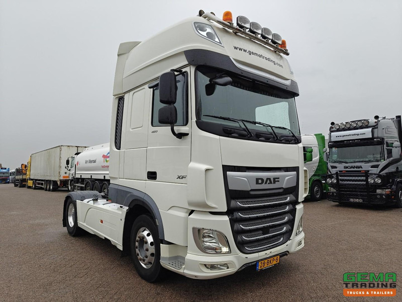 DAF XF 480 FT 4x2 Superspacecab Euro6C - Dubbele Tanks - Alcoa - Luchthoorns - Cabeza tractora: foto 2 DAF XF 480 FT 4x2 Superspacecab Euro6C - Dubbele Tanks - Alcoa - Luchthoorns - Cabeza tractora: foto 2