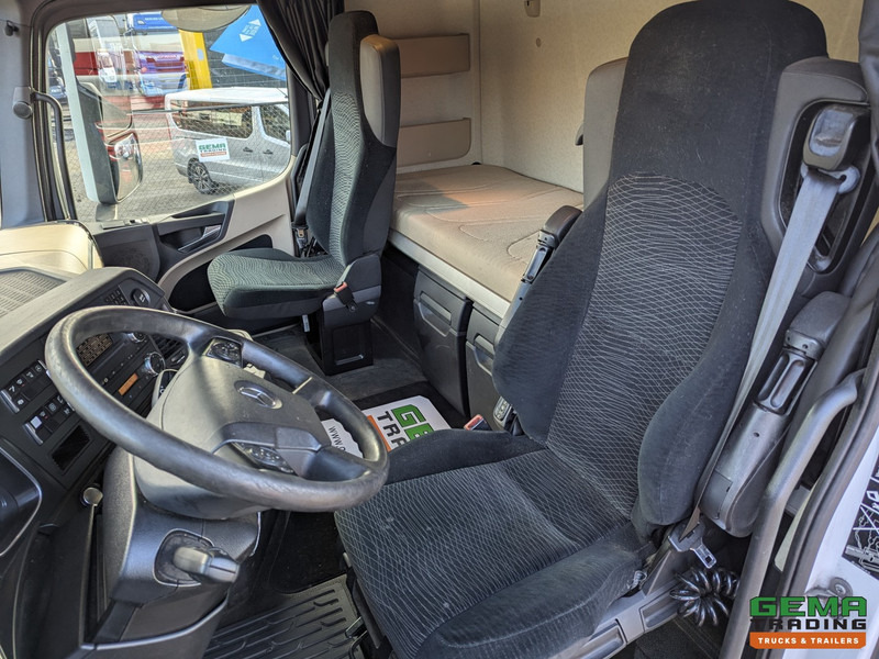 Mercedes-Benz Actros 3352 6x4 Bigspace Euro6 - Retarder - 277.000km - 120T - Naafreductie - Schuifschotel - Cabeza tractora: foto 5 Mercedes-Benz Actros 3352 6x4 Bigspace Euro6 - Retarder - 277.000km - 120T - Naafreductie - Schuifschotel - Cabeza tractora: foto 5
