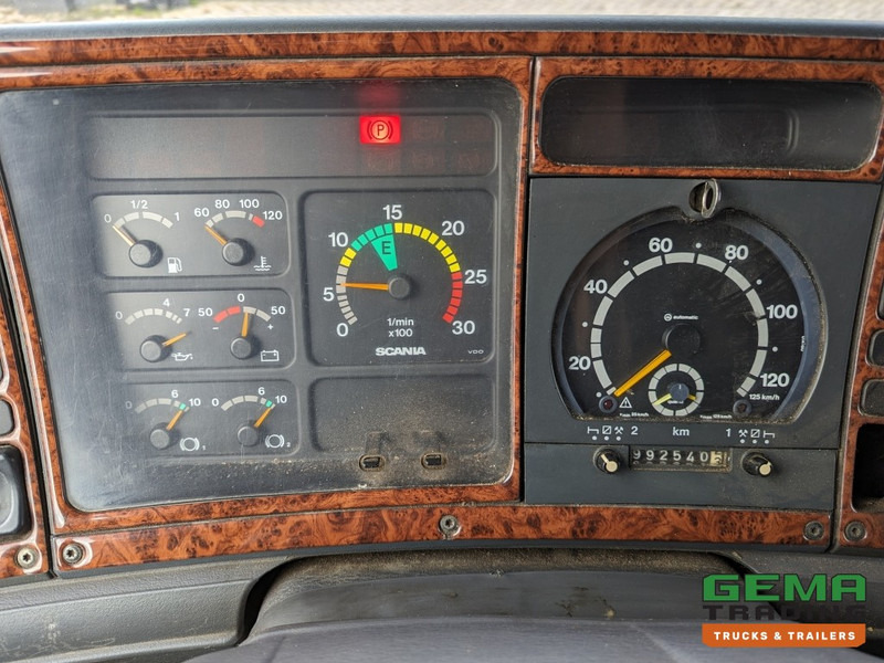 Cabeza tractora Scania P114-340 LA 4x2 CP19 Euro3 Manual - Side Skirts - Toolbox (T1350): foto 15