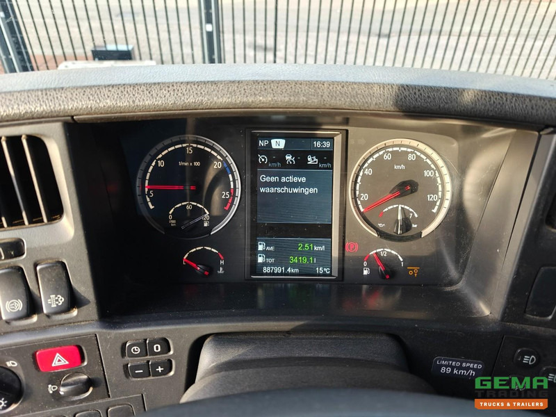 Cabeza tractora Scania R490 6x2/4 Highline Euro6A - Retarder - NaafReductie - Dubbele Tanks - StandAirco - SMARTTacho v2: foto 16 Cabeza tractora Scania R490 6x2/4 Highline Euro6A - Retarder - NaafReductie - Dubbele Tanks - StandAirco - SMARTTacho v2: foto 16
