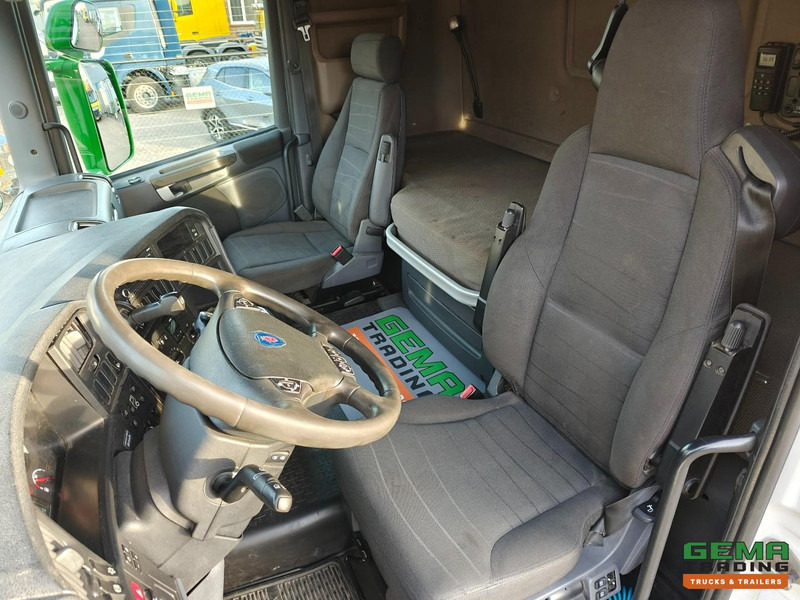 Cabeza tractora Scania R490 6x2/4 Highline Euro6A - Retarder - NaafReductie - Dubbele Tanks - StandAirco - SMARTTacho v2: foto 13 Cabeza tractora Scania R490 6x2/4 Highline Euro6A - Retarder - NaafReductie - Dubbele Tanks - StandAirco - SMARTTacho v2: foto 13