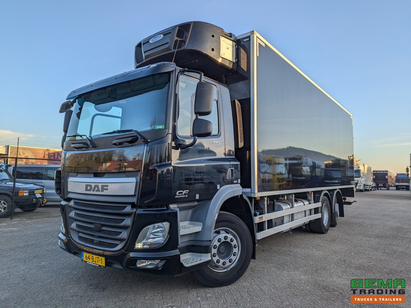 DAF CF 290 FAN 6x2/4 DagCab Euro6 - Koel-VriesBak 7.9m + Carrier Supra 1150MT + Laadklep 2000kg - 07/2025APK - Camión frigorífico: foto 1 DAF CF 290 FAN 6x2/4 DagCab Euro6 - Koel-VriesBak 7.9m + Carrier Supra 1150MT + Laadklep 2000kg - 07/2025APK - Camión frigorífico: foto 1