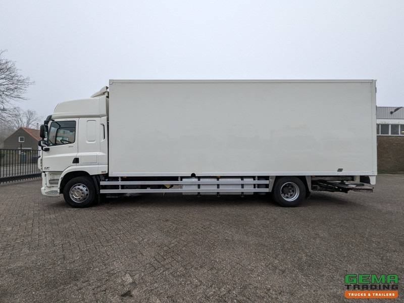 Camión caja cerrada DAF CF 370 FA 4x2 Spacecab Euro6 - GeslotenBak 8.2M + Laadklep 2000kg - HardHouten vloer - 10/2025APK: foto 17