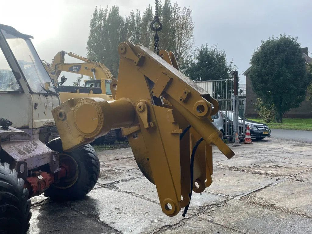 CAT Caterpillar Ripper compatible with D7R and D7H R CAT Ripper compatible with D7R and D7H Ripper compat - Escarificador para Maquinaria de construcción: foto 5 CAT Caterpillar Ripper compatible with D7R and D7H R CAT Ripper compatible with D7R and D7H Ripper compat - Escarificador para Maquinaria de construcción: foto 5