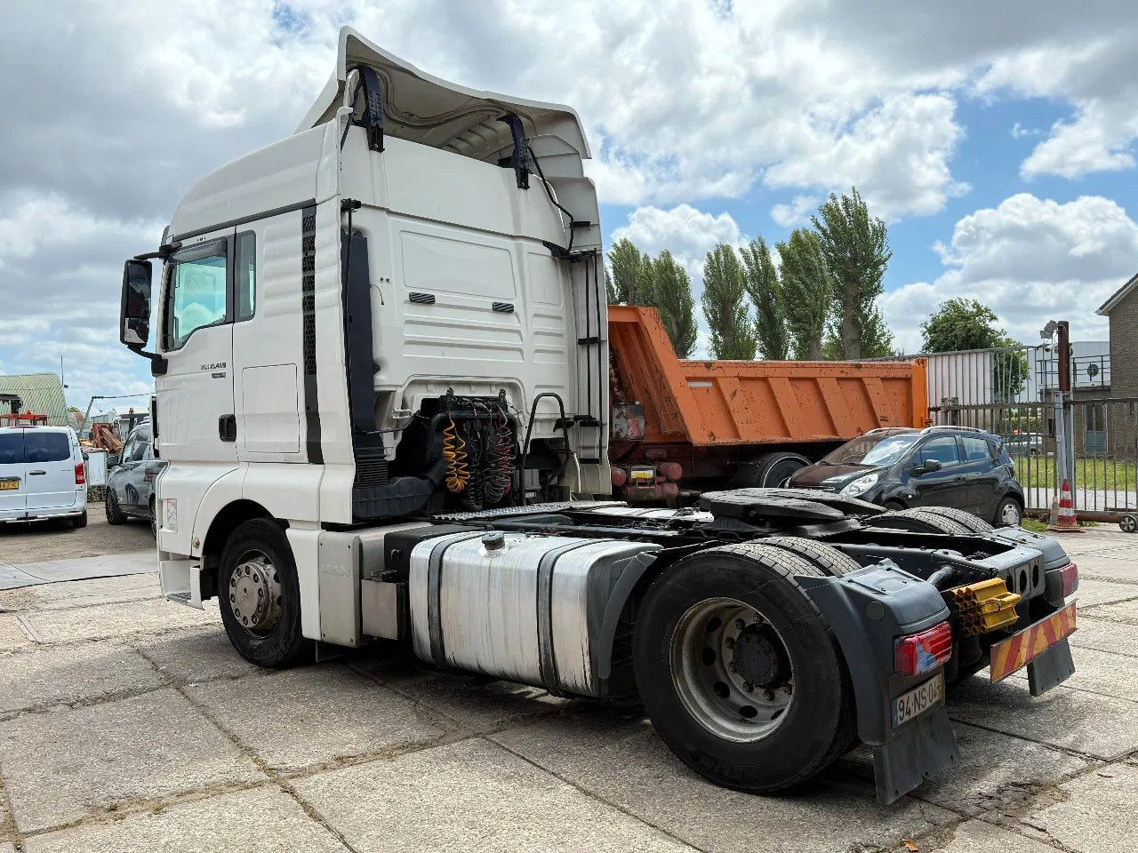 MAN TGX 18.480 4X2 Tractor-unit Spring/Air Retarder - Cabeza tractora: foto 3 MAN TGX 18.480 4X2 Tractor-unit Spring/Air Retarder - Cabeza tractora: foto 3