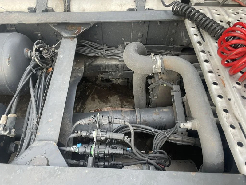 Scania R560 V8 4X2 Tractor-unit Retarder Euro5 - Cabeza tractora: foto 5 Scania R560 V8 4X2 Tractor-unit Retarder Euro5 - Cabeza tractora: foto 5