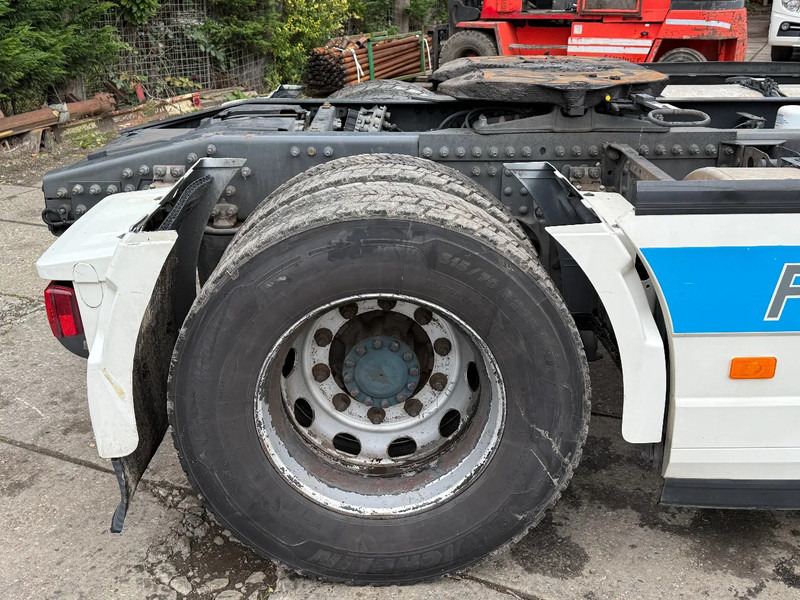 Volvo FH 13.460 4X2 Tractor-unit Spring/Air Retarder Full spoiler Euro6 - Cabeza tractora: foto 5 Volvo FH 13.460 4X2 Tractor-unit Spring/Air Retarder Full spoiler Euro6 - Cabeza tractora: foto 5