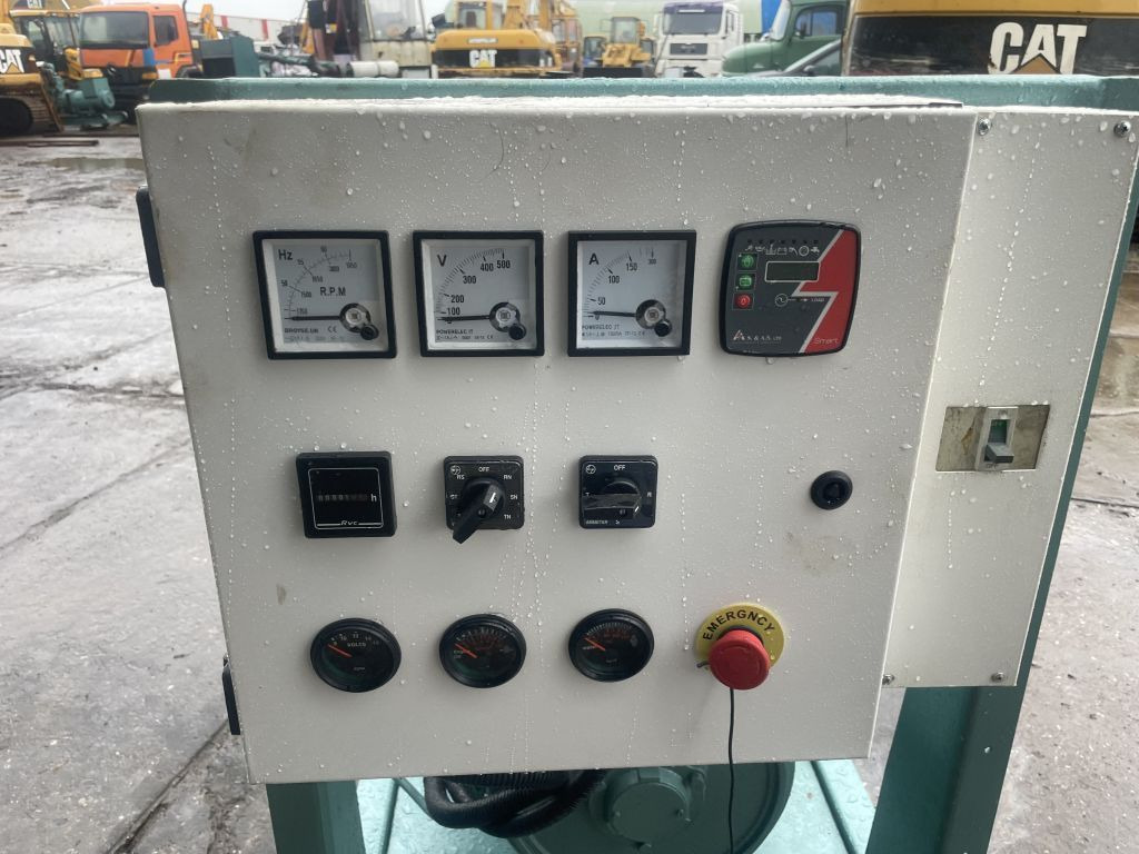 Perkins 85 KVA Generator 3 Phase Perkins 85 KVA Generator 3 Phase - Generador industriale: foto 5 Perkins 85 KVA Generator 3 Phase Perkins 85 KVA Generator 3 Phase - Generador industriale: foto 5