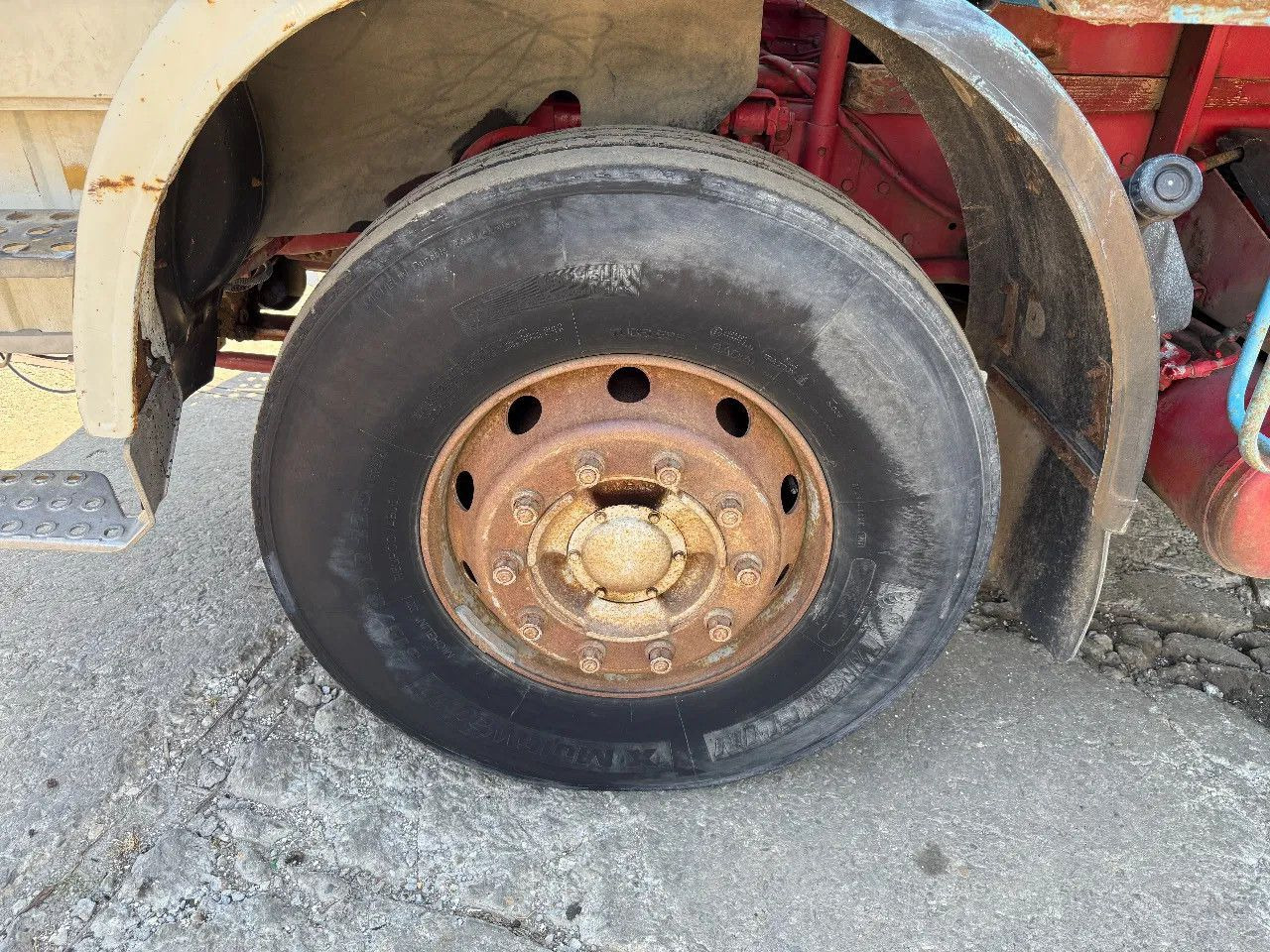 Camión volquete Renault G230 4X2 Tipper Spring/Spring Manual Gearbox: foto 10