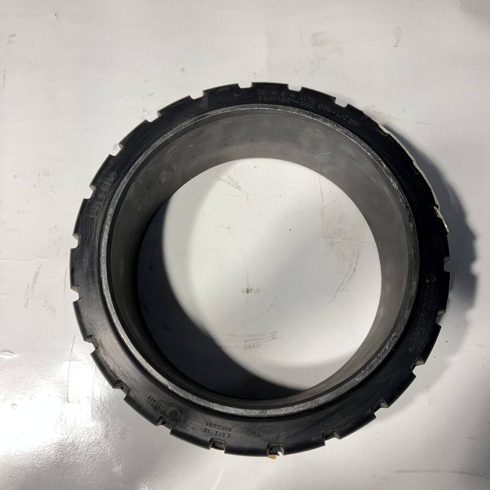 2x continental 15x5x11 1/4 tyres - Neumático para Equipo de manutención: foto 3 2x continental 15x5x11 1/4 tyres - Neumático para Equipo de manutención: foto 3