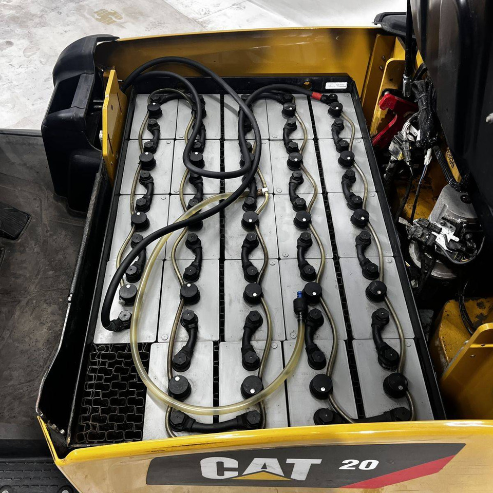 Caterpillar EP20ANT - Carretilla elevadora eléctrica: foto 4 Caterpillar EP20ANT - Carretilla elevadora eléctrica: foto 4