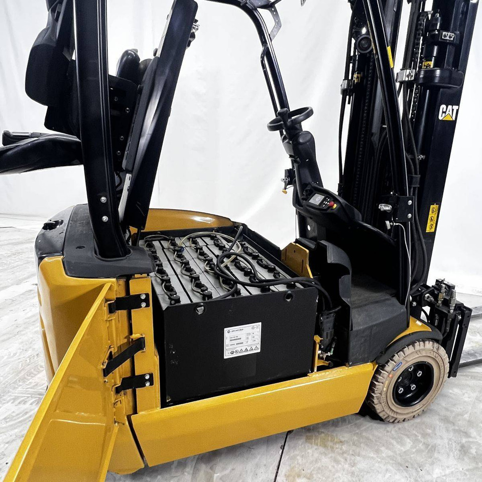 Caterpillar EP20ANT - Carretilla elevadora eléctrica: foto 3 Caterpillar EP20ANT - Carretilla elevadora eléctrica: foto 3