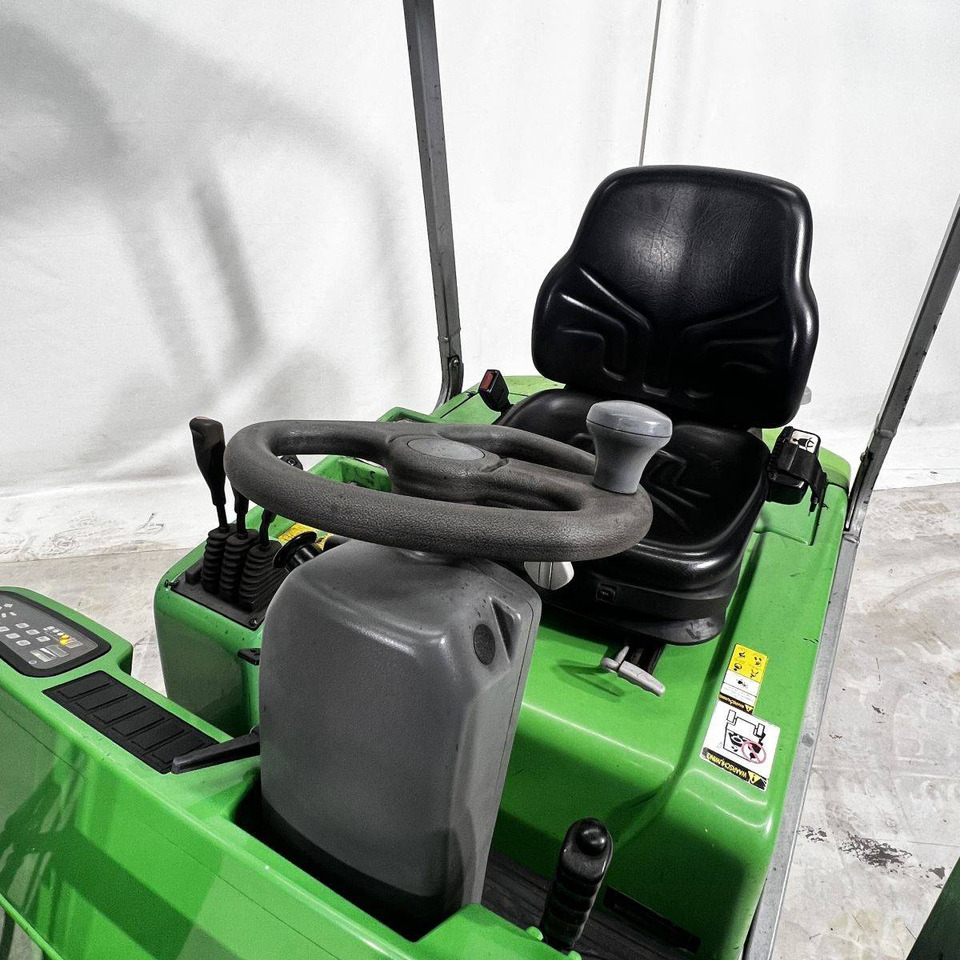 Cesab Blitz 315 AC - Carretilla elevadora eléctrica: foto 5 Cesab Blitz 315 AC - Carretilla elevadora eléctrica: foto 5