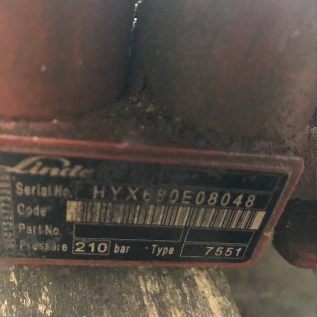 Control block VW10-M3 210bar/48V - Válvula hidráulica para Equipo de manutención: foto 2 Control block VW10-M3 210bar/48V - Válvula hidráulica para Equipo de manutención: foto 2