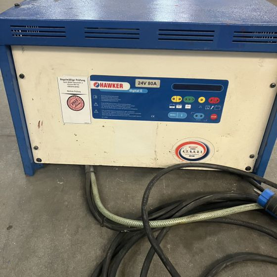 Hawker E 24V/80A+EU - Sistema eléctrico para Equipo de manutención: foto 3 Hawker E 24V/80A+EU - Sistema eléctrico para Equipo de manutención: foto 3