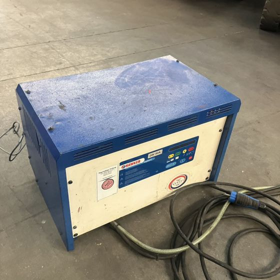 Hawker E 24V/80A+EU - Sistema eléctrico para Equipo de manutención: foto 2 Hawker E 24V/80A+EU - Sistema eléctrico para Equipo de manutención: foto 2