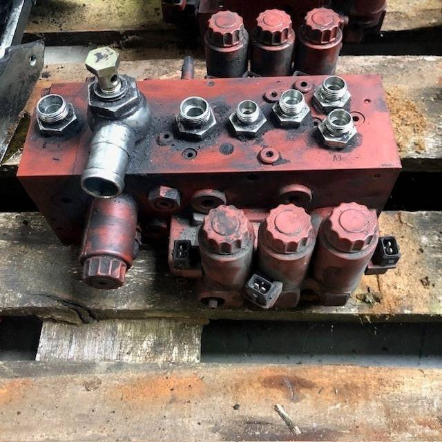 Hy. Control Valve VW10-M3-235bar - Válvula hidráulica para Equipo de manutención: foto 3 Hy. Control Valve VW10-M3-235bar - Válvula hidráulica para Equipo de manutención: foto 3