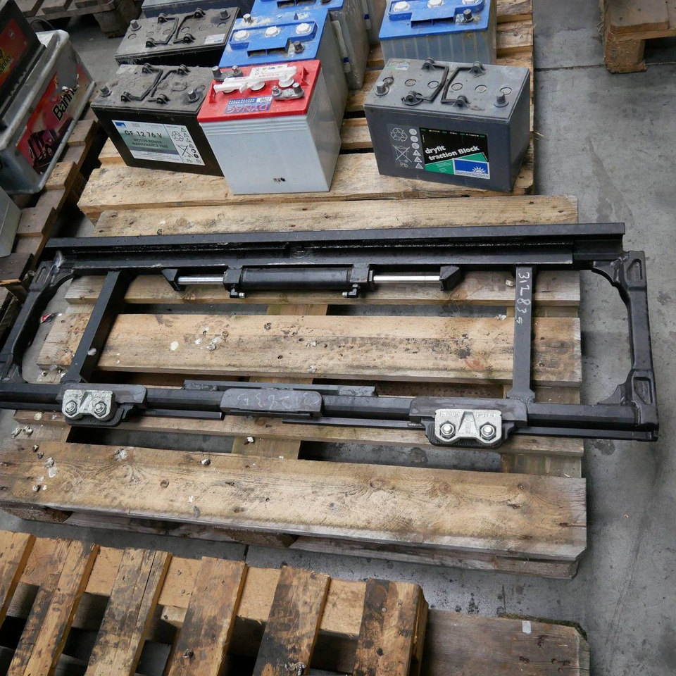 Cascade Sideshift 1400 mm - Implemento: foto 1 Cascade Sideshift 1400 mm - Implemento: foto 1