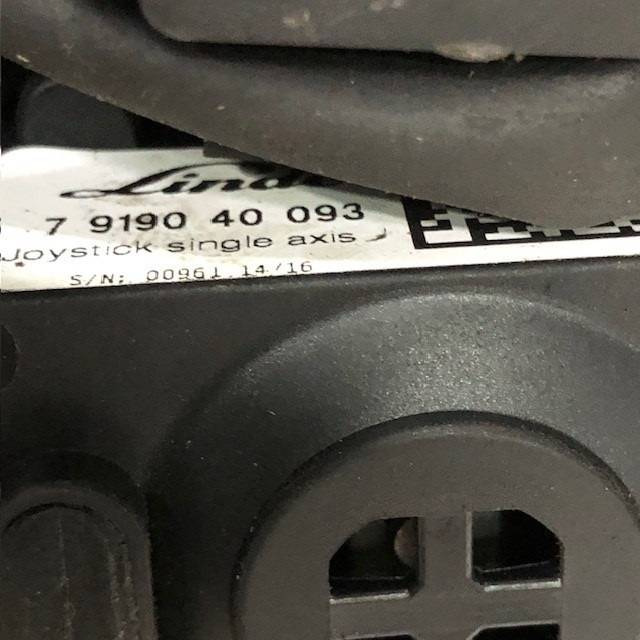 Levers Hydraulic Control for Linde - Sistema eléctrico para Equipo de manutención: foto 3 Levers Hydraulic Control for Linde - Sistema eléctrico para Equipo de manutención: foto 3