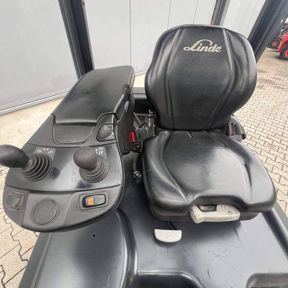 Carretilla elevadora eléctrica Linde E16H (386-02) EVO: foto 9 Carretilla elevadora eléctrica Linde E16H (386-02) EVO: foto 9