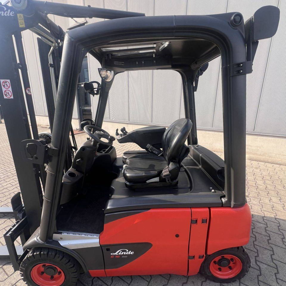 Linde E16P (386-02) EVO - Carretilla elevadora eléctrica: foto 5 Linde E16P (386-02) EVO - Carretilla elevadora eléctrica: foto 5