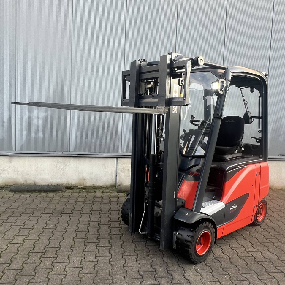 Linde E20PH-02 (386) EVO - Carretilla elevadora eléctrica: foto 2 Linde E20PH-02 (386) EVO - Carretilla elevadora eléctrica: foto 2