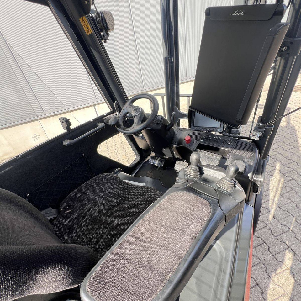 Linde E20PL (386-02) EVO - Carretilla elevadora eléctrica: foto 4 Linde E20PL (386-02) EVO - Carretilla elevadora eléctrica: foto 4